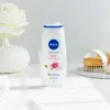 NIVEA krémtusfürdő 250ml Rose & Almond Oil termékhez kapcsolódó kép